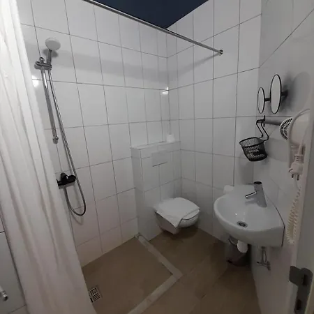 Heb 2* Oostende